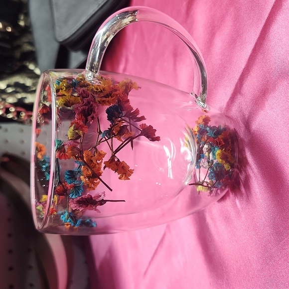 Beautiful floral tea cup with moving dried flowers 12oz - Picture 4 of 6